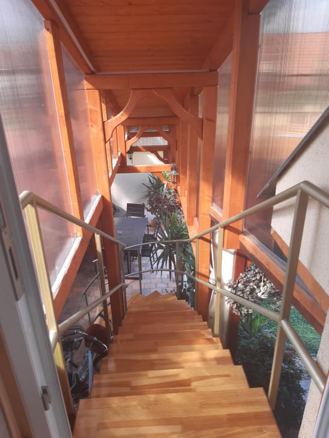 Boglarka Apartman Gyula Exterior photo
